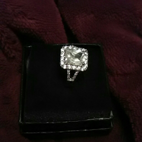 cubic zirconia Jewelry - CZ ring MAKE ME AN OFFER!